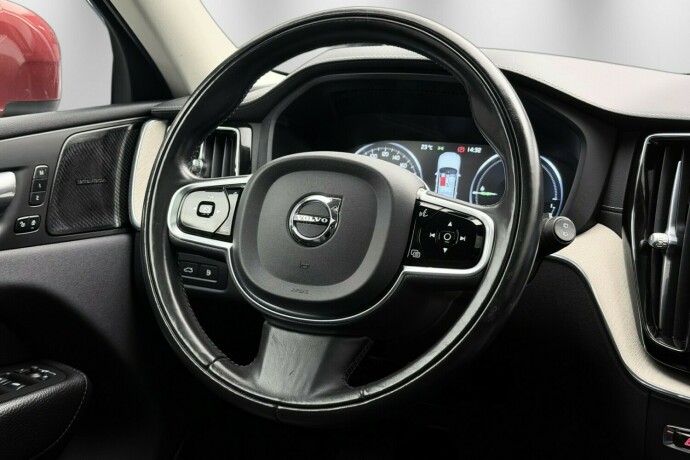 volvo-xc-60-elektrisitetbensin-2021-big-10