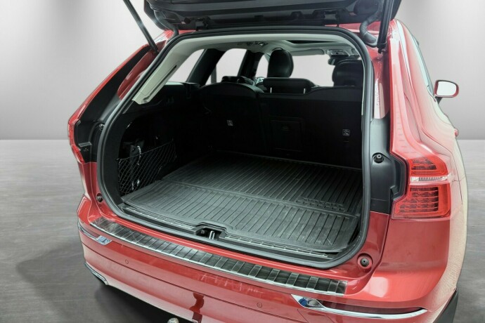volvo-xc-60-elektrisitetbensin-2021-big-40