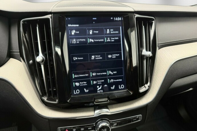 volvo-xc-60-elektrisitetbensin-2021-big-21