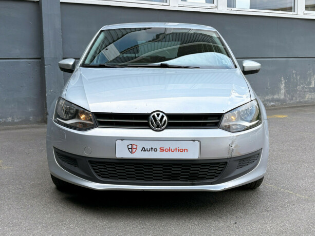 volkswagen-polo-bensin-2010-big-2