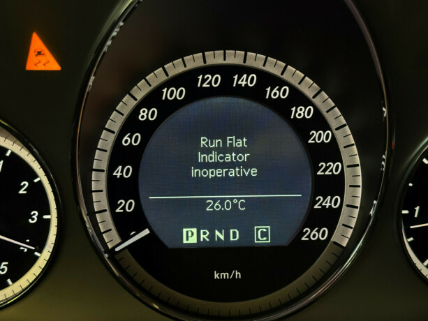 mercedes-benz-e-klasse-diesel-2010-big-10