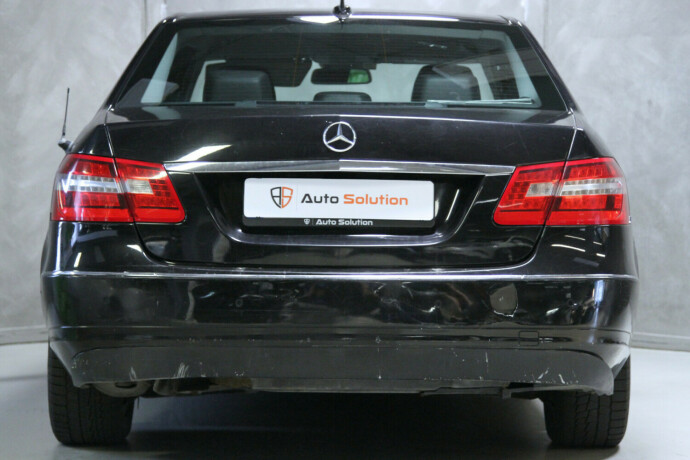 mercedes-benz-e-klasse-diesel-2010-big-3