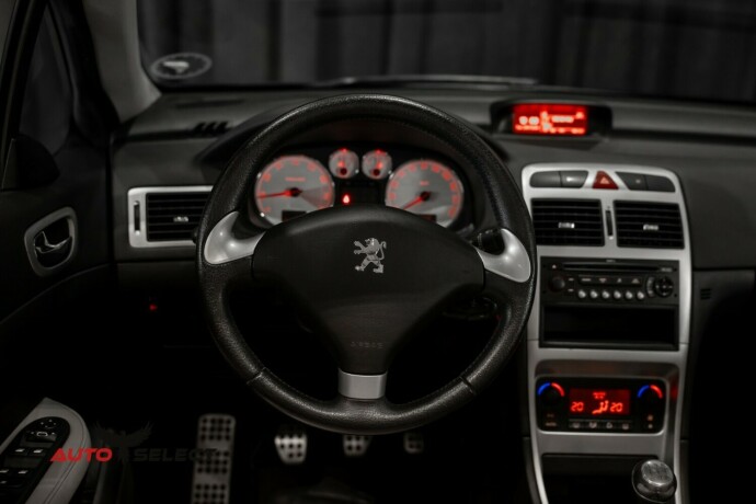 peugeot-307-cc-bensin-2008-big-26