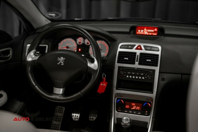 peugeot-307-cc-bensin-2008-big-28