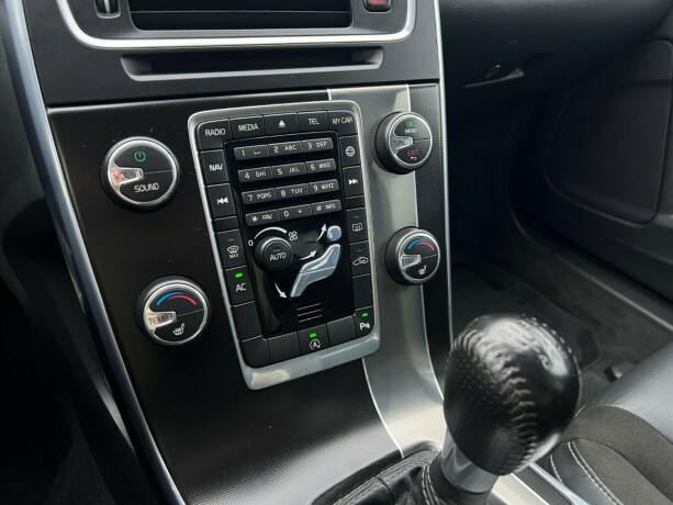 volvo-s60-diesel-2014-big-22