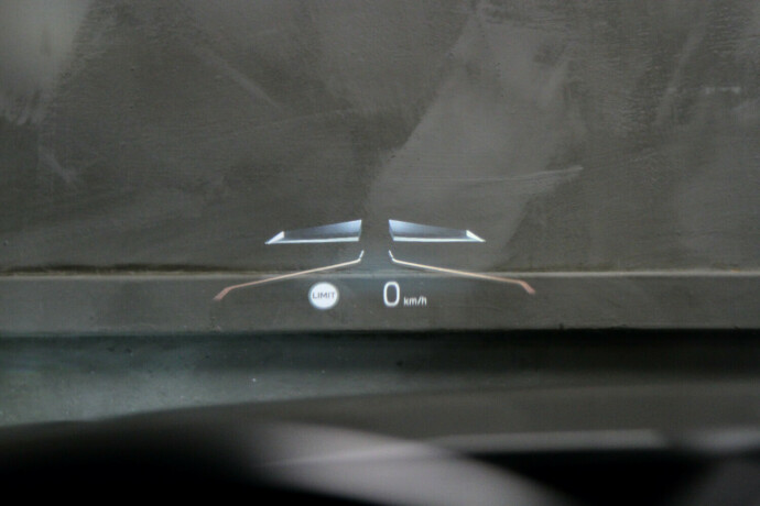 bmw-i4-elektrisitet-2023-big-21