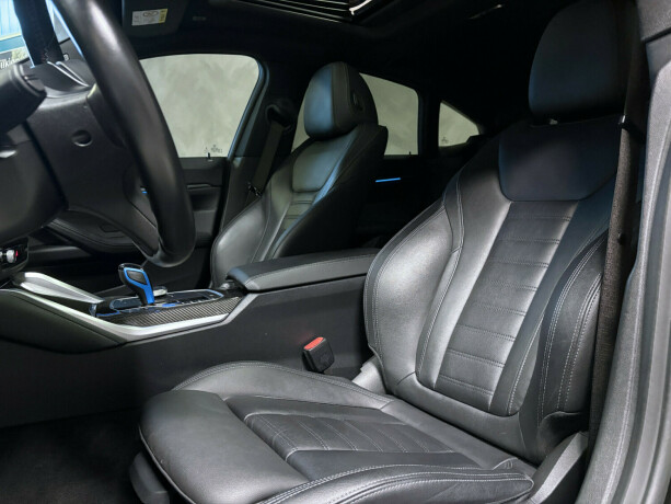 bmw-i4-elektrisitet-2023-big-6
