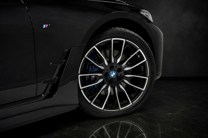 bmw-i4-elektrisitet-2023-big-27