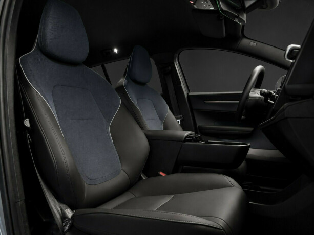 volvo-ex30-elektrisitet-2025-big-5