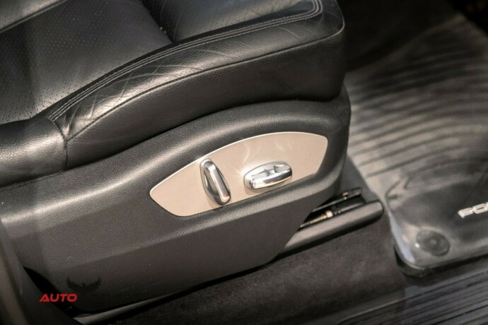 porsche-cayenne-diesel-2013-big-19