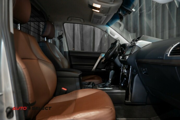 toyota-land-cruiser-diesel-2017-big-22