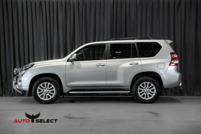 toyota-land-cruiser-diesel-2017-big-7