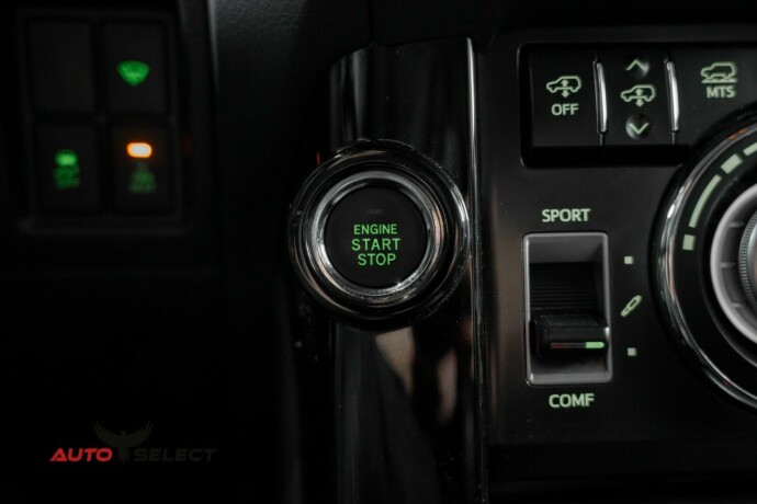 toyota-land-cruiser-diesel-2017-big-38