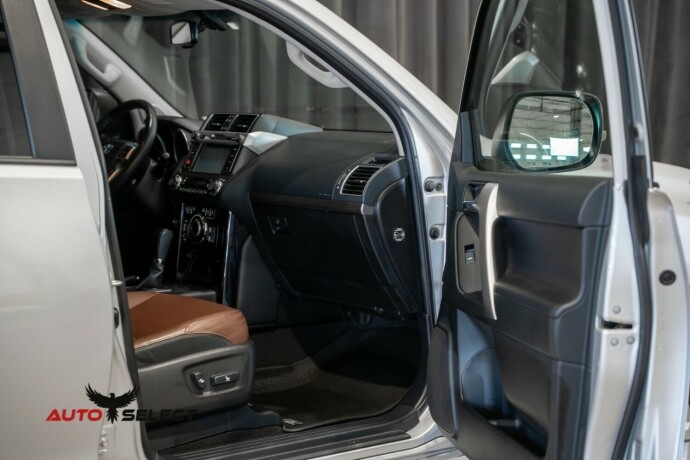 toyota-land-cruiser-diesel-2017-big-20