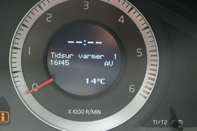 volvo-xc-60-diesel-2010-big-14