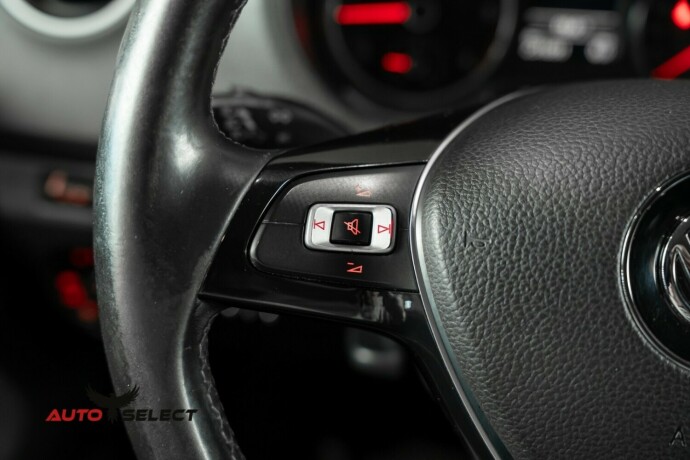 volkswagen-amarok-diesel-2016-big-26