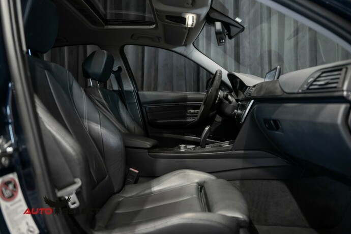 bmw-3-serie-bensin-2012-big-21