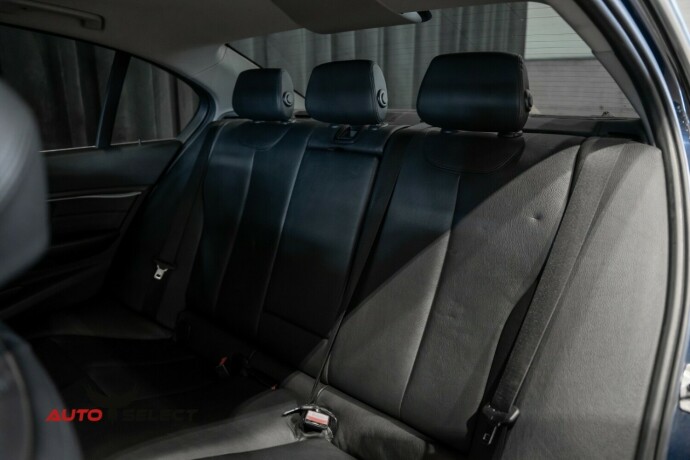 bmw-3-serie-bensin-2012-big-18