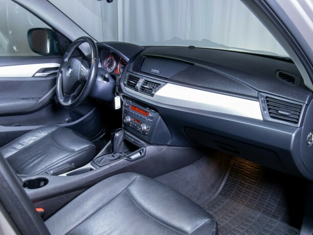 bmw-x1-diesel-2011-big-40