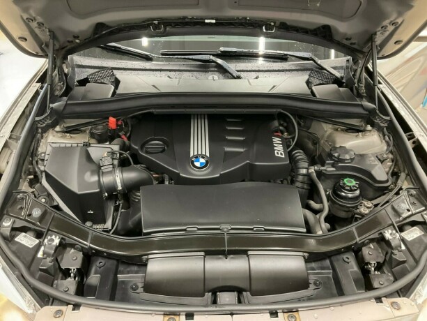 bmw-x1-diesel-2011-big-46