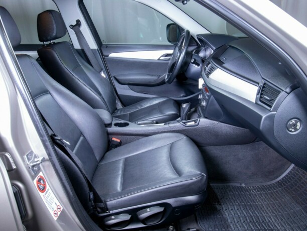 bmw-x1-diesel-2011-big-41