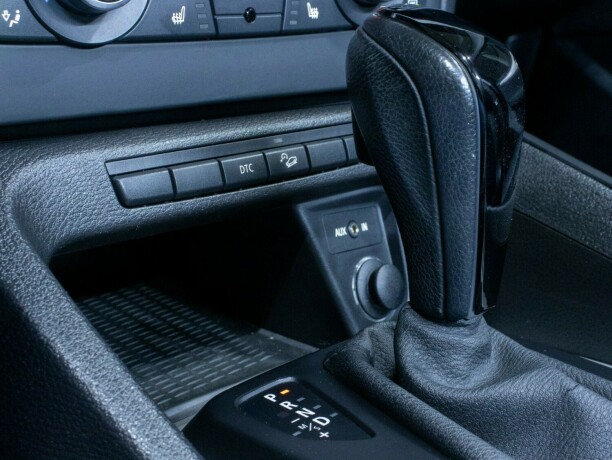 bmw-x1-diesel-2011-big-31