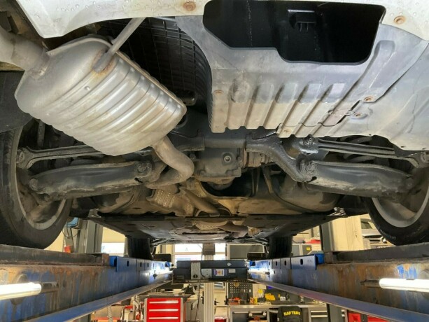 bmw-x1-diesel-2011-big-55