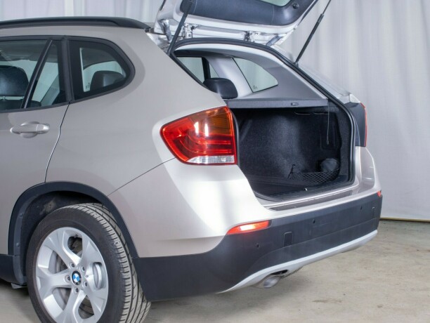 bmw-x1-diesel-2011-big-9
