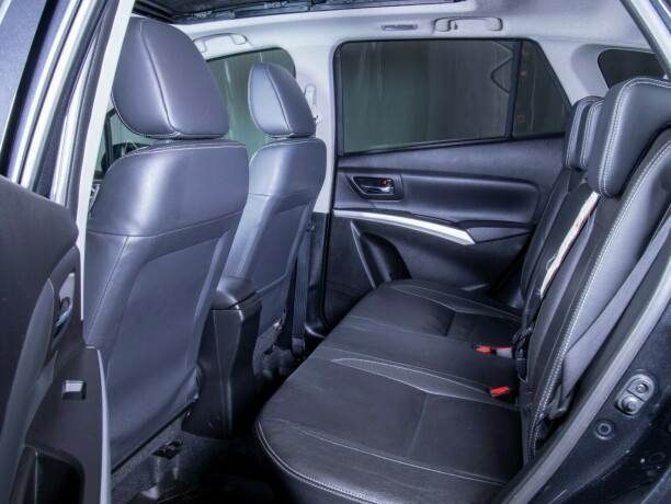 suzuki-sx4-s-cross-bensin-2013-big-43
