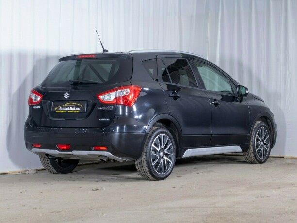 suzuki-sx4-s-cross-bensin-2013-big-5