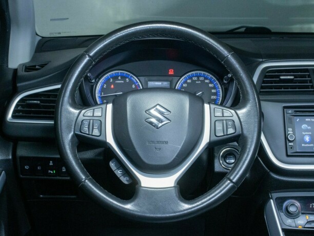 suzuki-sx4-s-cross-bensin-2013-big-26