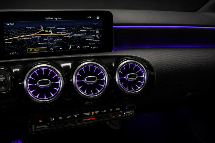mercedes-benz-a200-bensin-2019-big-7