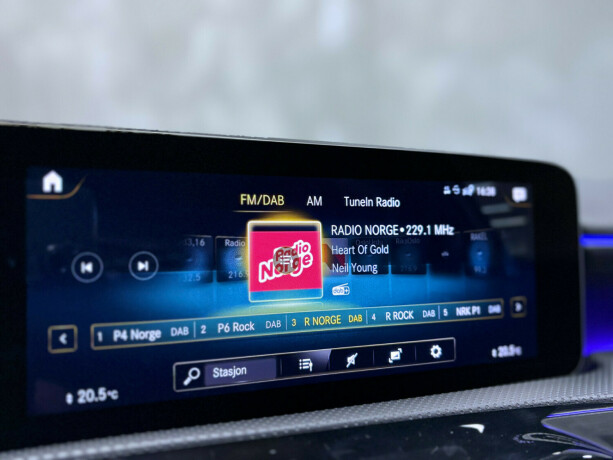 mercedes-benz-a200-bensin-2019-big-8