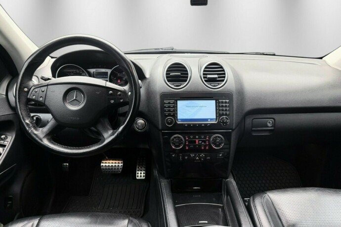 mercedes-benz-ml63-bensin-2007-big-15