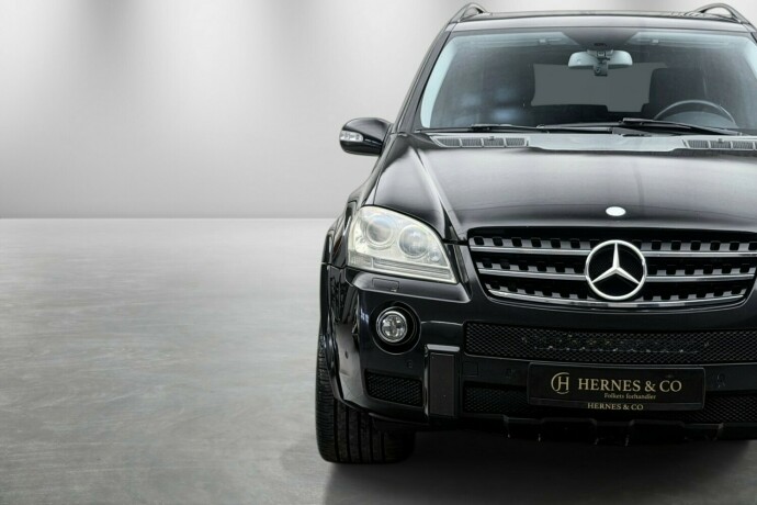 mercedes-benz-ml63-bensin-2007-big-3