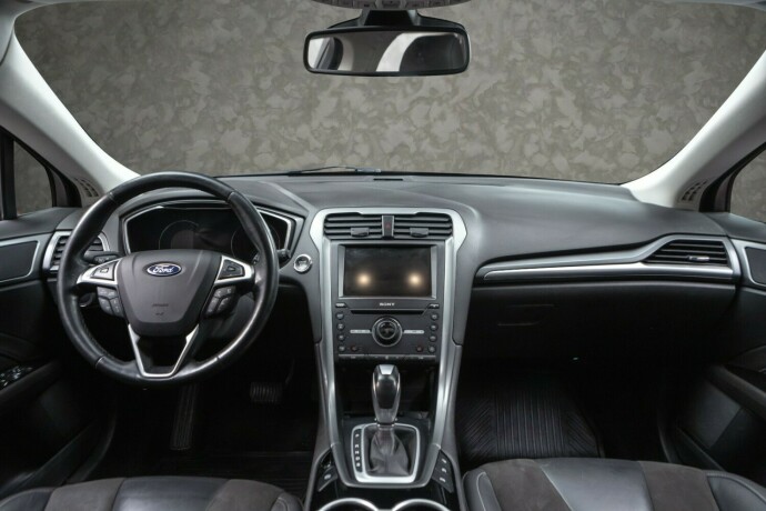 ford-mondeo-diesel-2016-big-27