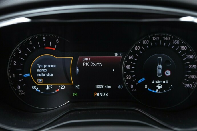 ford-mondeo-diesel-2016-big-15