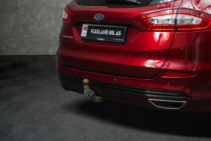 ford-mondeo-diesel-2016-big-8