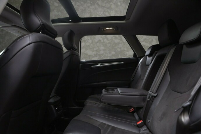 ford-mondeo-diesel-2016-big-26