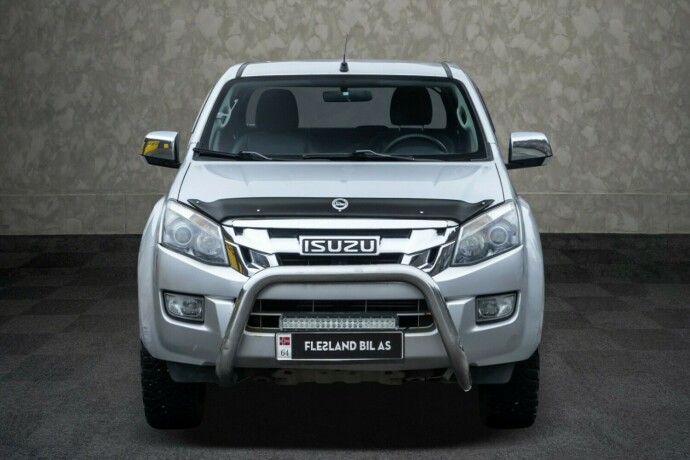 isuzu-d-max-diesel-2015-big-5