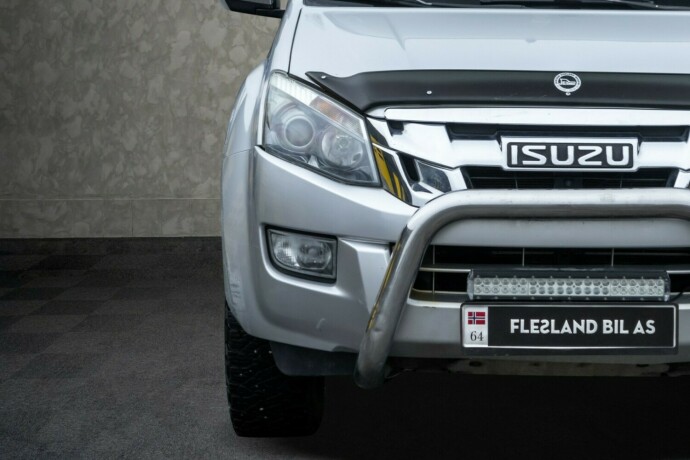 isuzu-d-max-diesel-2015-big-6