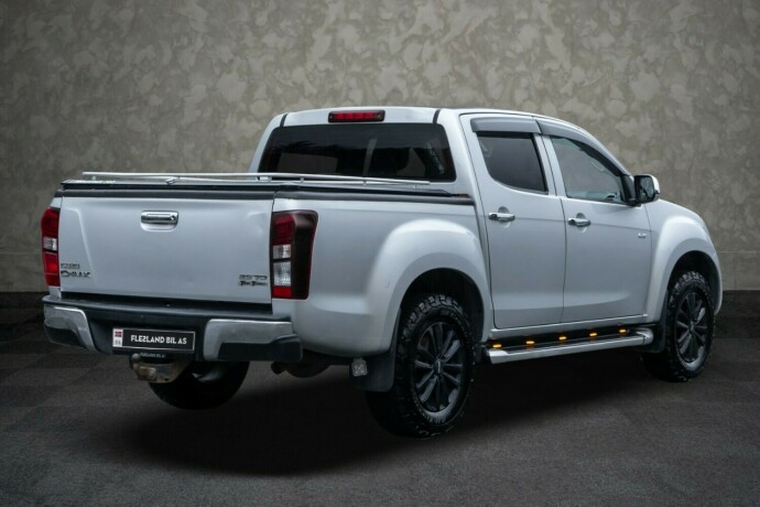 isuzu-d-max-diesel-2015-big-7