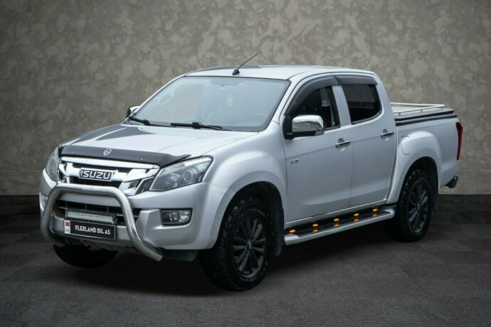 isuzu-d-max-diesel-2015-big-1
