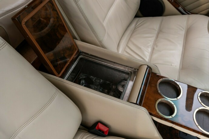 mercedes-benz-500-sel-bensin-1983-big-50