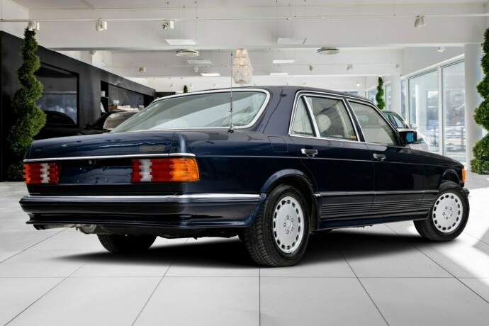 mercedes-benz-500-sel-bensin-1983-big-4