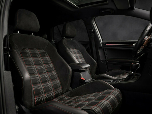 volkswagen-golf-bensin-2013-big-6