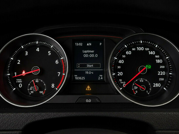 volkswagen-golf-bensin-2013-big-14