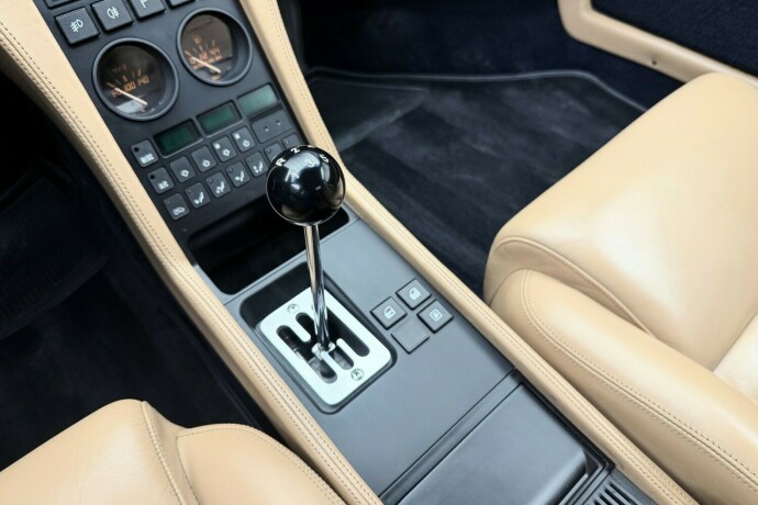 ferrari-348-bensin-1991-big-21