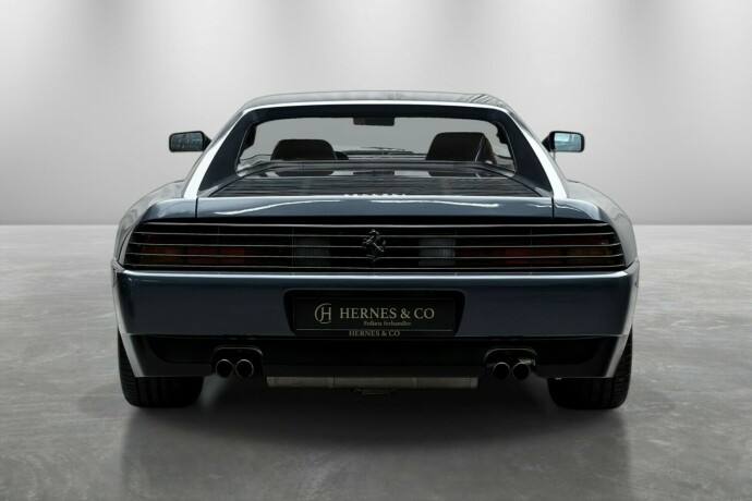 ferrari-348-bensin-1991-big-5