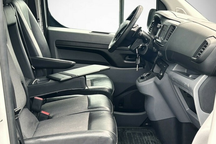 toyota-proace-diesel-2017-big-11
